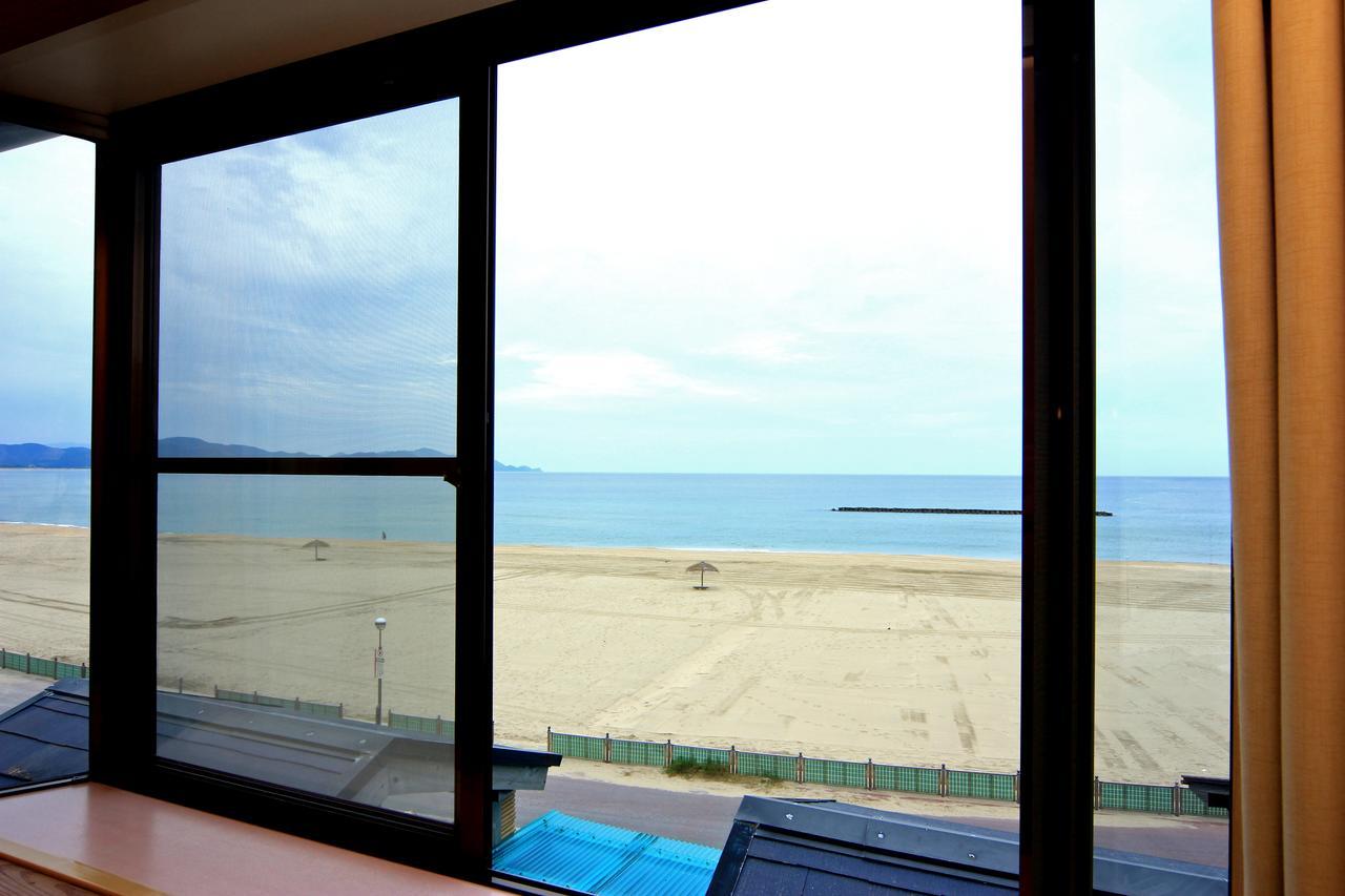 Ryokan Umi No Hana Toyooka  Buitenkant foto